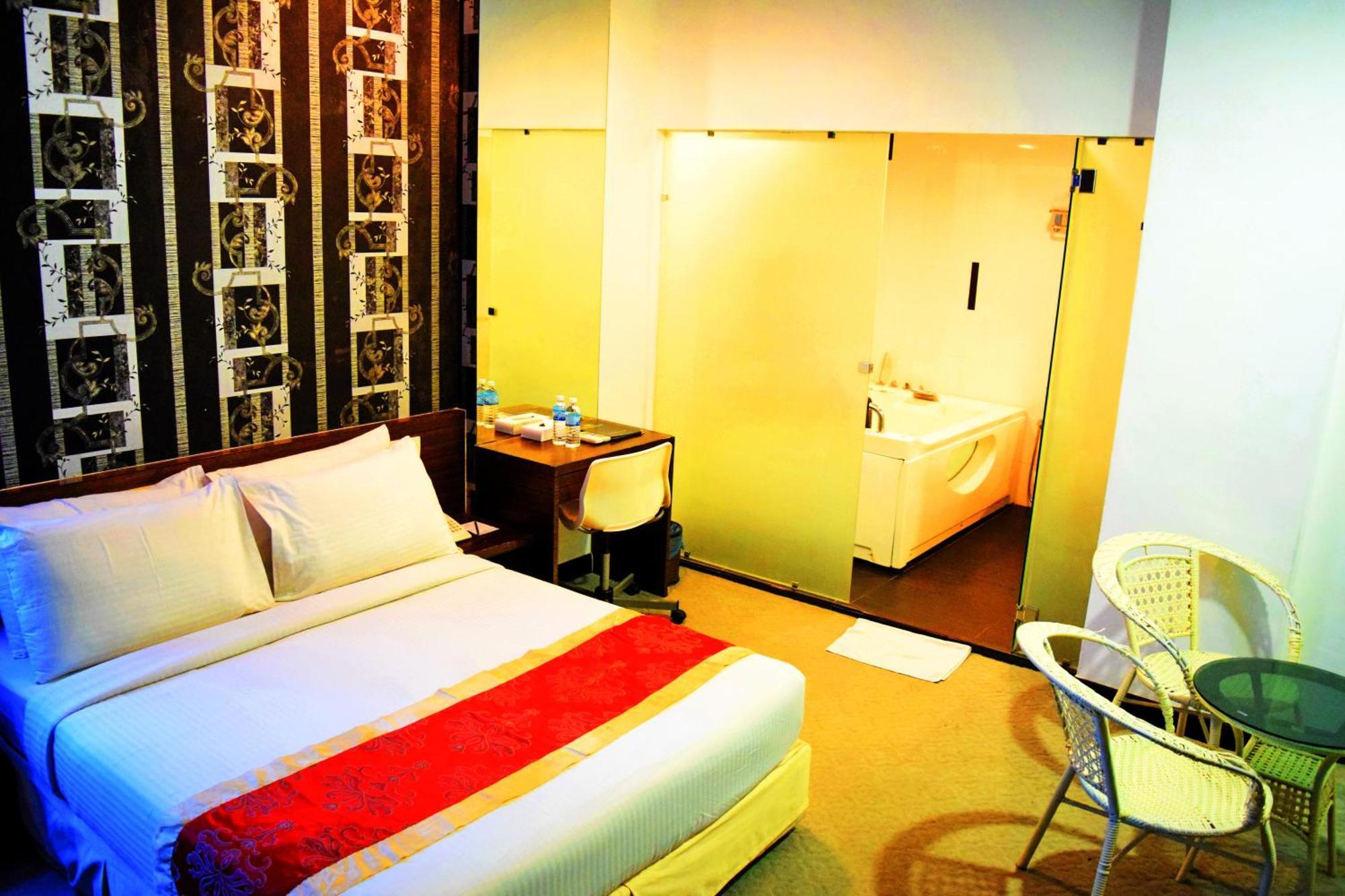 Executive Suite
